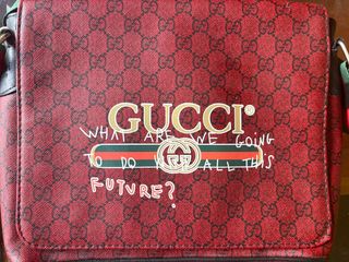 Bandolera Gucci roja y negra