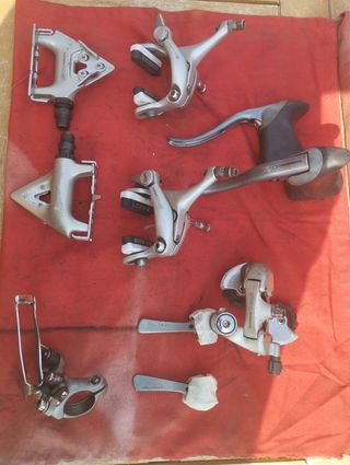 Grupo Shimano 105 sin bielas 
