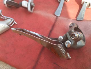 Grupo Shimano 105 sin bielas 
