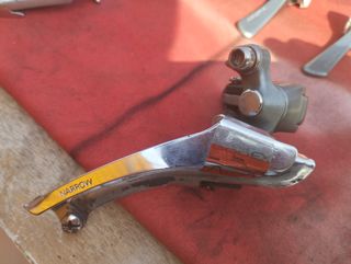 Grupo Shimano 105 sin bielas 
