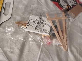 Manualidades y juegos nuevos. Regalo