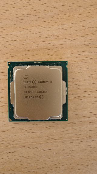 Pack i5-8600K + Z370-A Pro + 8GB RAM + SSD 250GB