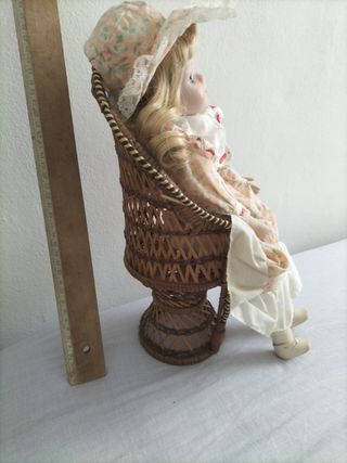 Muñeca porcelana antigua