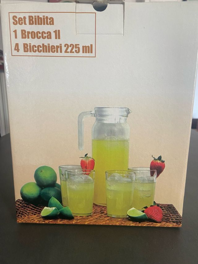Set Bibita: Brocca 1L + 4 Bicchieri 225ml