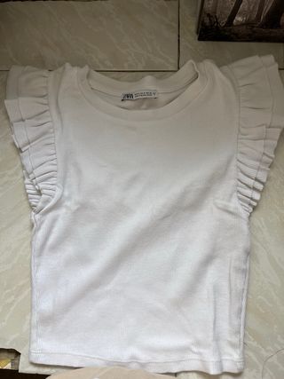 Top blanco Zara - Tirantes fruncidos