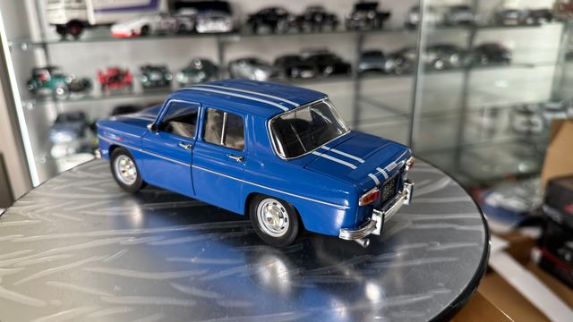 Renault 8 gordini escala 1:18