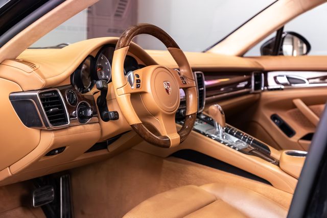Porsche Panamera 4S (2009)