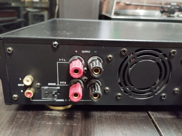 Amplificador Proton AA-2480 4 canales