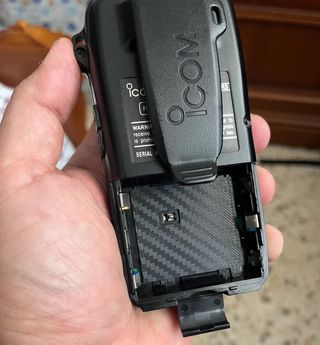 Adaptador pilas IC-R3 R-3 IC-R20 R-20 ICR3 ICR