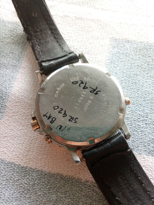 CASIO AD-711 ANA-DIGI. CAJA 200M. VINTAGE.