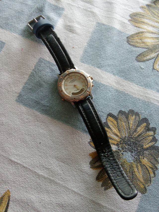 CASIO AD-711 ANA-DIGI. CAJA 200M. VINTAGE.