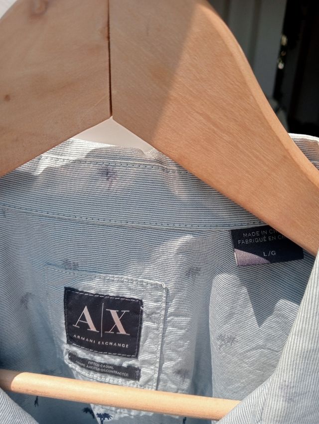 Camisa Armani - Talla L - Azul con palmeritas 