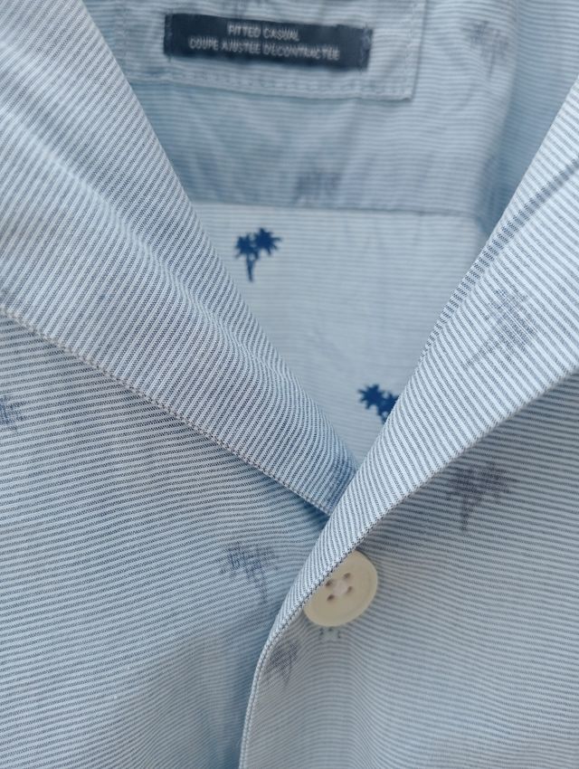 Camisa Armani - Talla L - Azul con palmeritas 