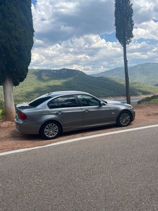 BMW Serie 3 e90(320) 2009