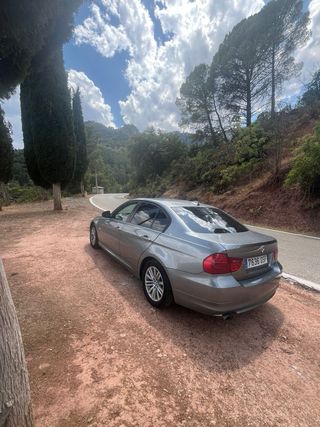 BMW Serie 3 e90(320) 2009