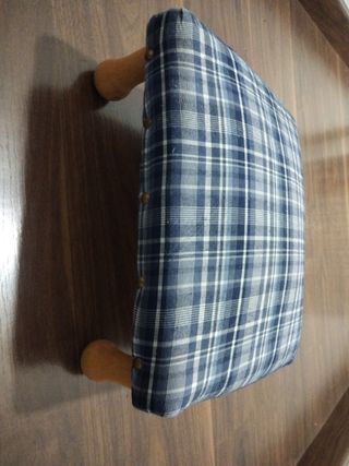 Reposapiés azul y gris