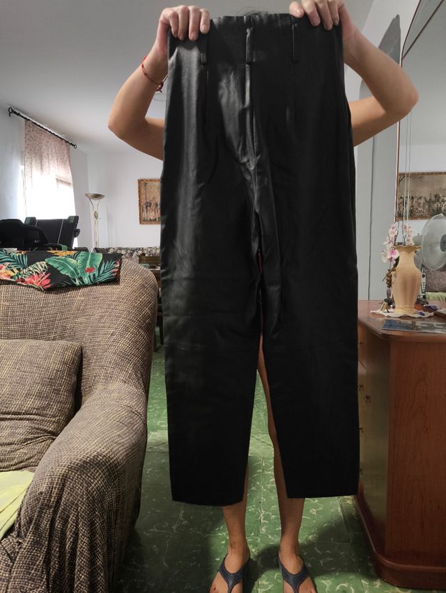 Pantalones cuero negro talla S