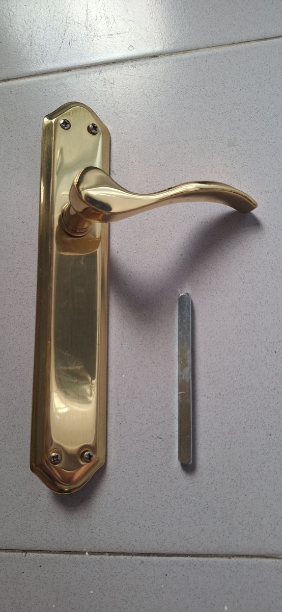 Manillas puerta - Doradas metal