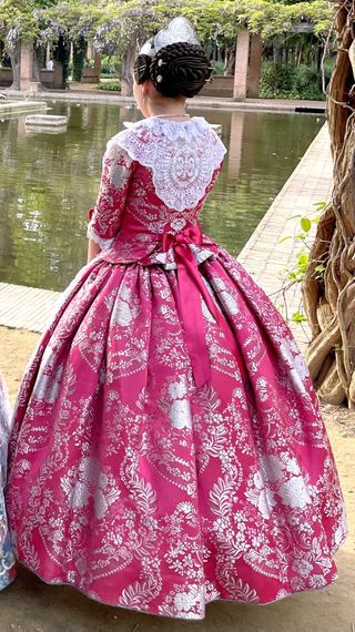 Traje de fallera niña LEER BIEN ANUNCIO