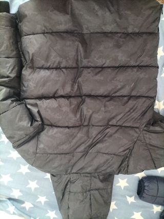 Anorak negro Primark niño talla 11/12 años