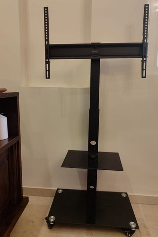 Soporte TV o pizarra digital. Hasta 65 pulgadas y