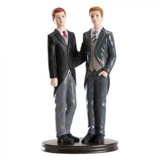 Pareja novios tarta boda
