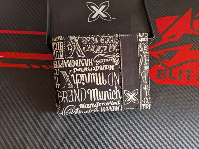 Billetera Munich - Negra y Beige