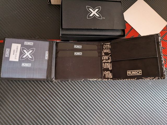 Billetera Munich - Negra y Beige