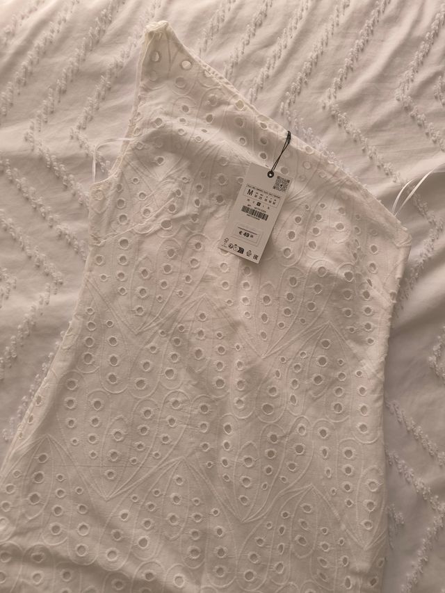 Vestido Zara blanco M - bordado