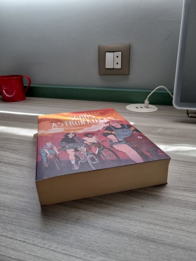 Somos astronautas (Spanish Edition)