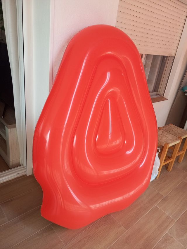 Flotador hinchable fresa, usado una vez 