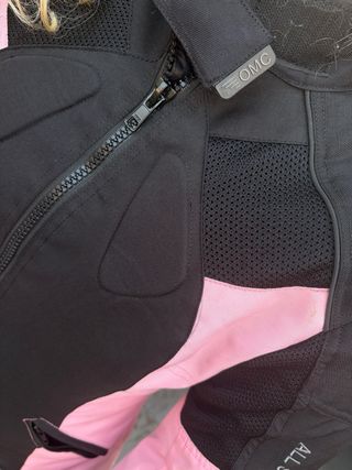 Cazadora moto mujer OMC Shiver rosa-negra
