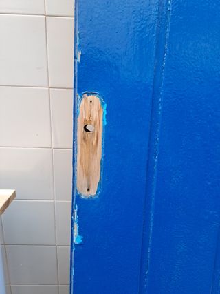 Puerta antigua azul