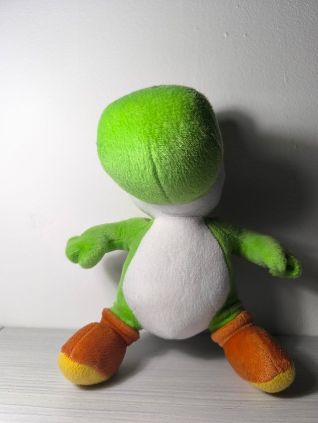Yoshi peluche