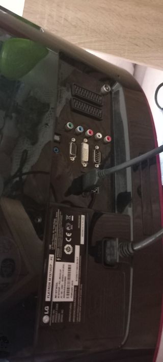 Monitor LG Flatron M197WDP-PC