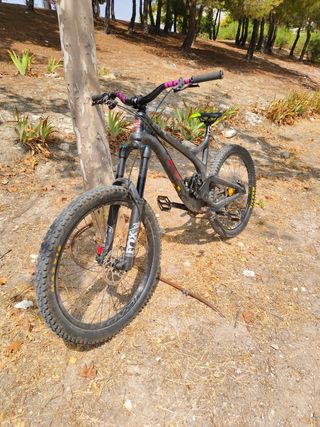 Bicicleta Evil Undead carbono talla L