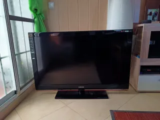 TV SAMSUNG 46" LCD