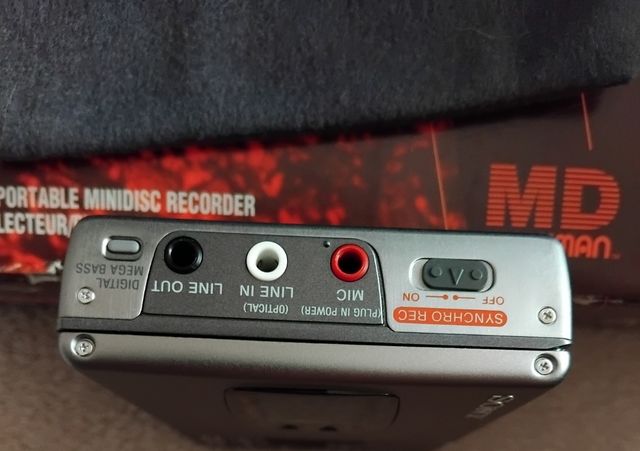 Sony MZ-R35 Minidisc Walkman - Gris