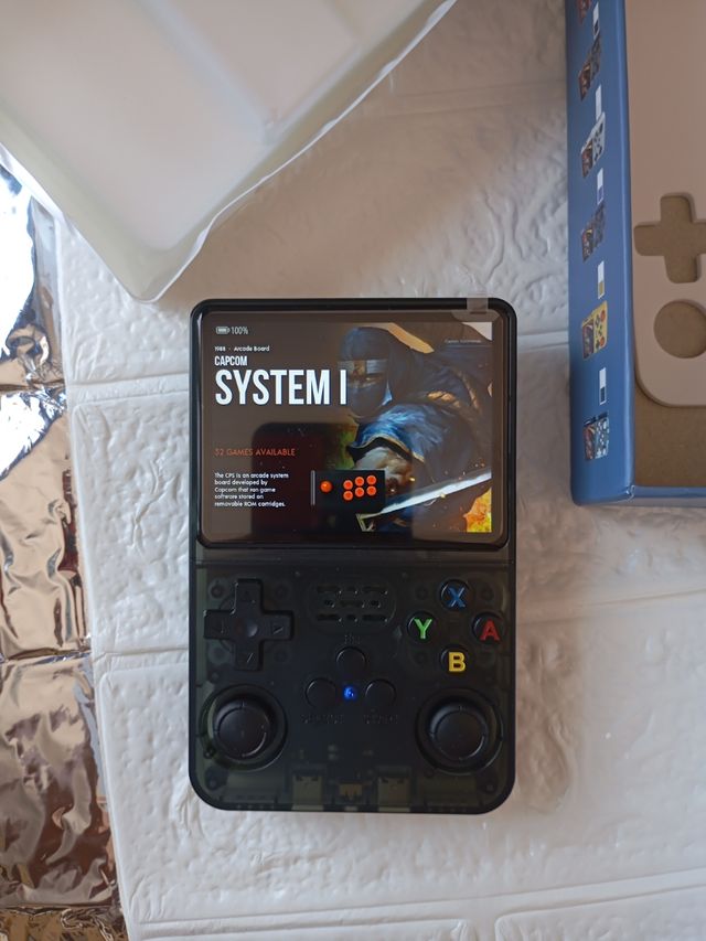 consola retro R36S azul