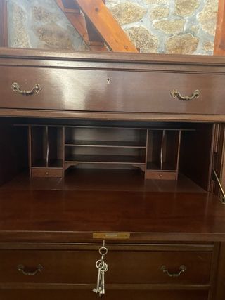 Sinfonier antiguo de madera