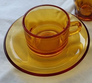 Tazzina caffè vintage in vetro ambrato 

