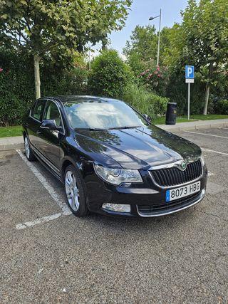 Skoda Superb 2011
