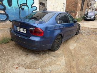BMW 320 E90 