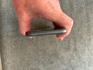 iPhone 11 64GB Gris Espacial Salud bateria 72%