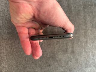 iPhone 11 64GB Gris Espacial Salud bateria 72%