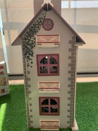 Casita Muñecas Madera
