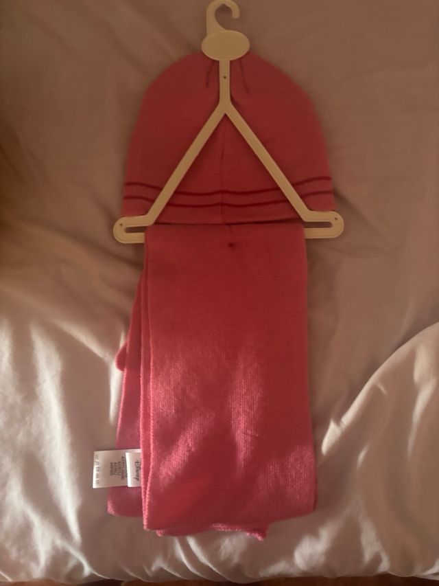 Gorra, bufanda y guantes Doc McStuffins