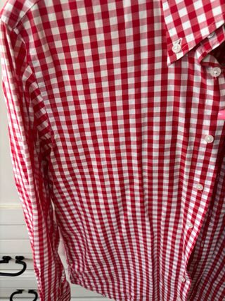 Camisa Carolina Herrera cuadros rojos