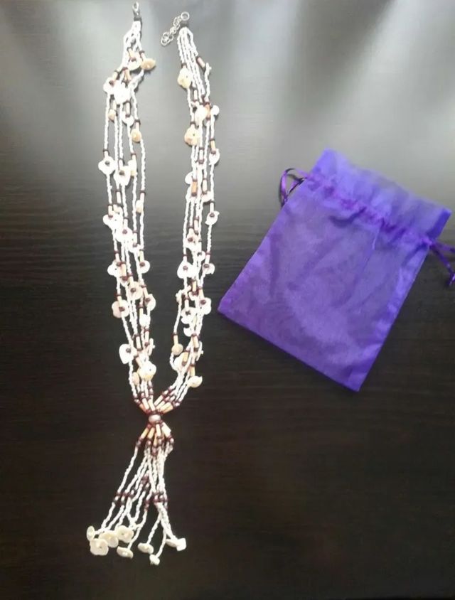 Collar largo nácar blanco y marrón