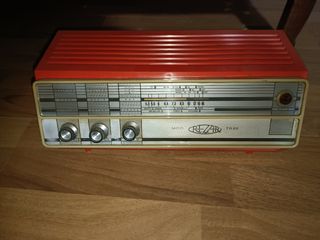 Radio d'epoca Crezar TR85